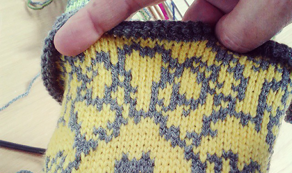 knitting_hand